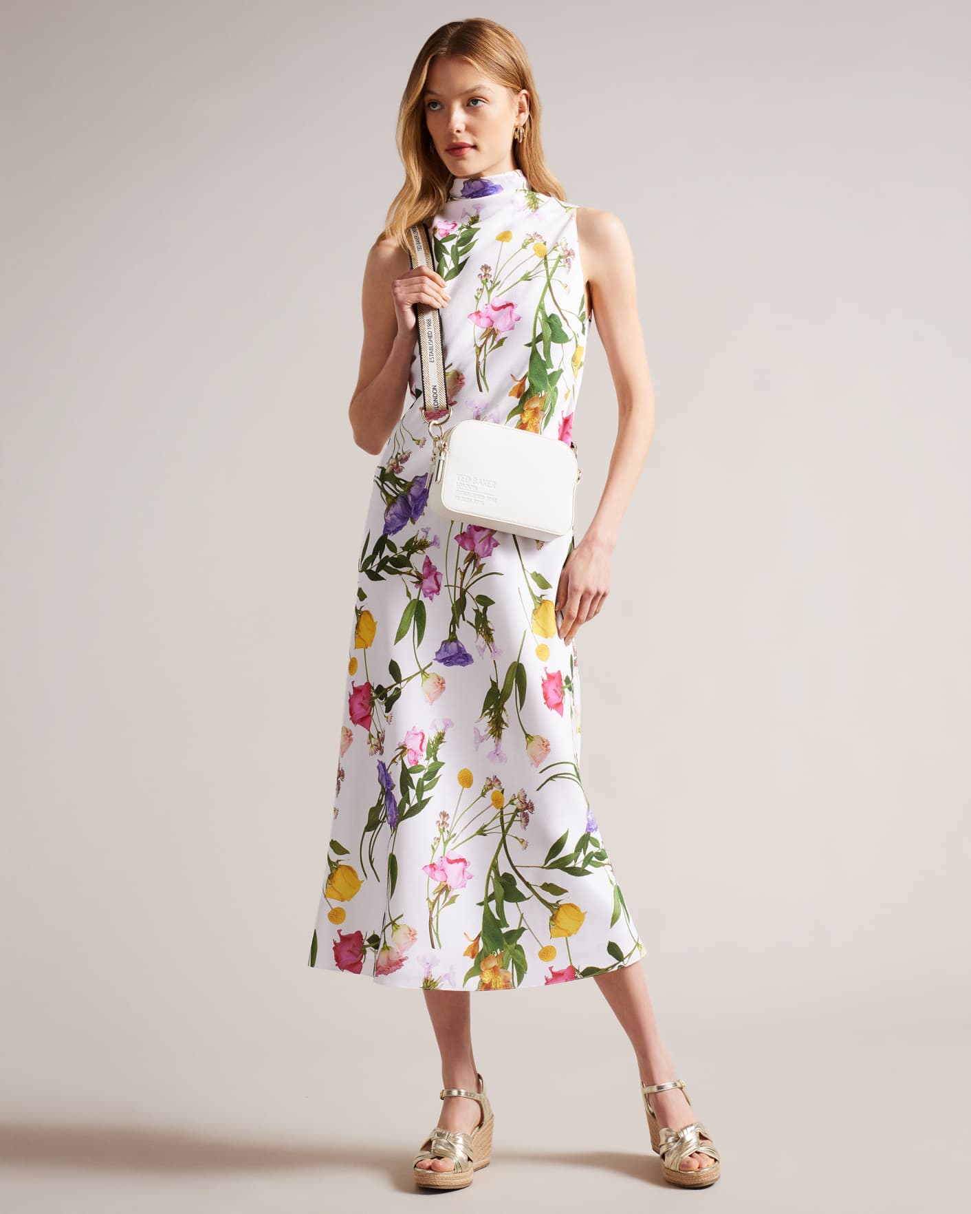 T.E.D B.A.K.E.R Dailiah Camera Bag