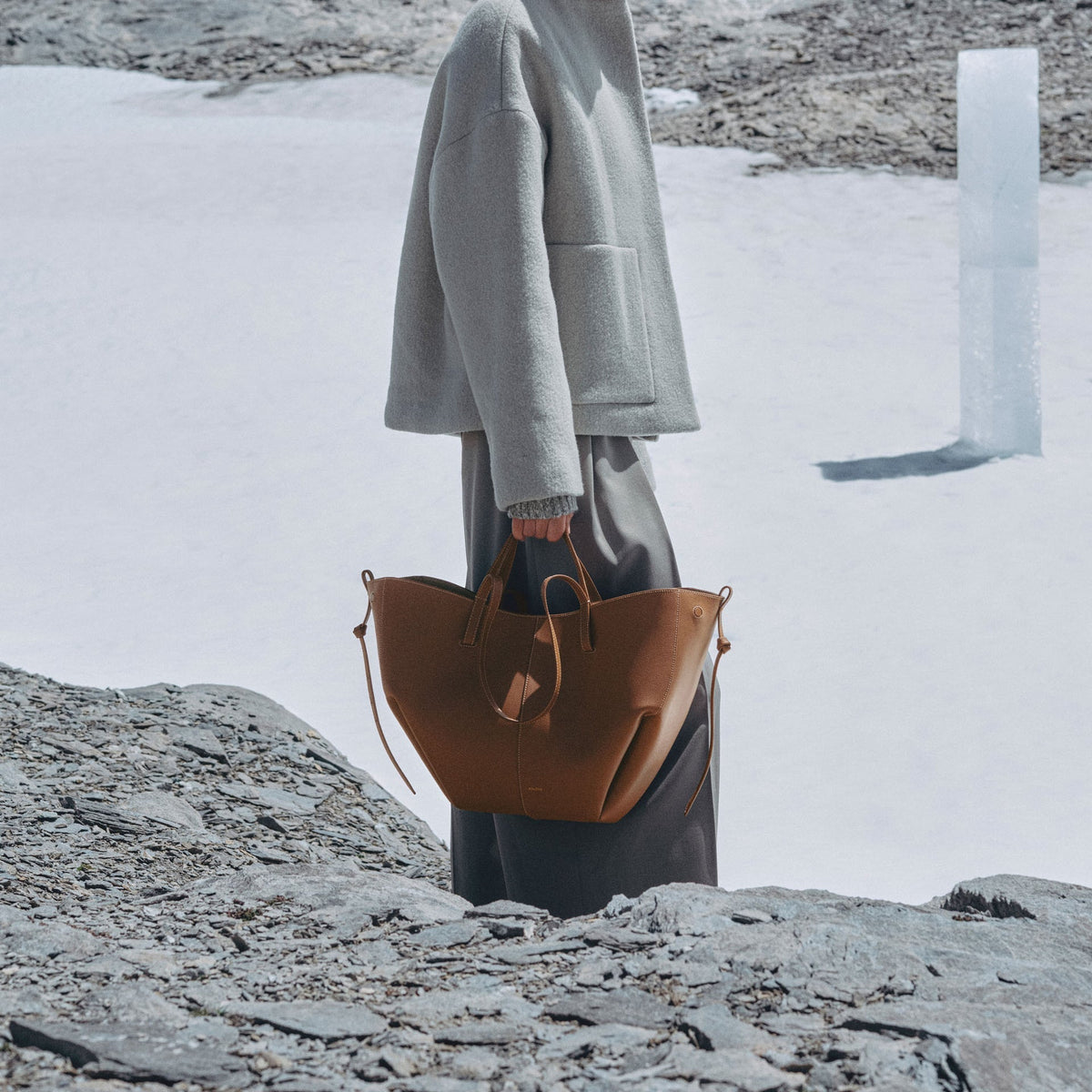 P.O.L.E.N.E Cyme Shoulder BAG