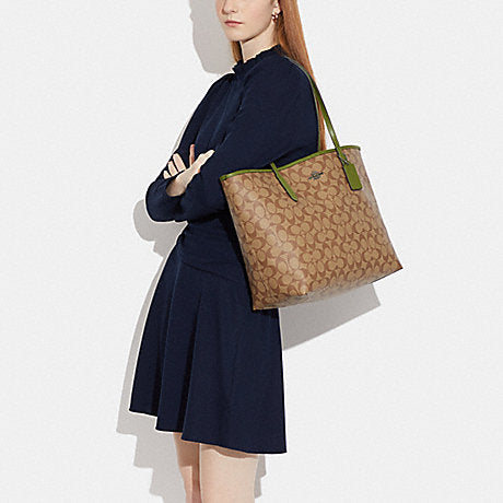 C.O.A.C.H Signature Canvas City Tote Bag