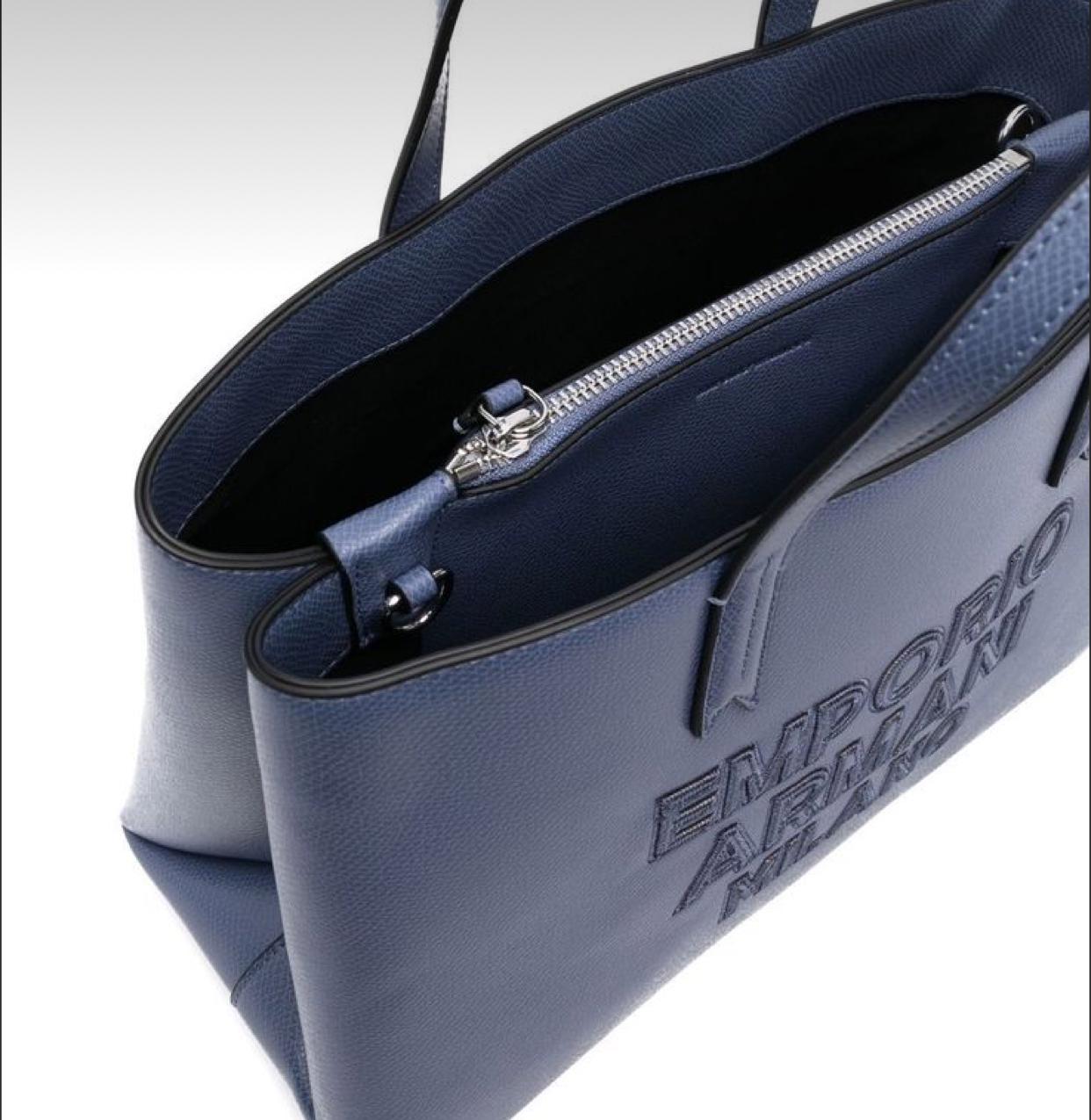 E.M.P.O.R.I.O A.R.M.A.N.I SHOULDER BAG