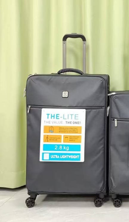 IT LUGGAGE Suitcase