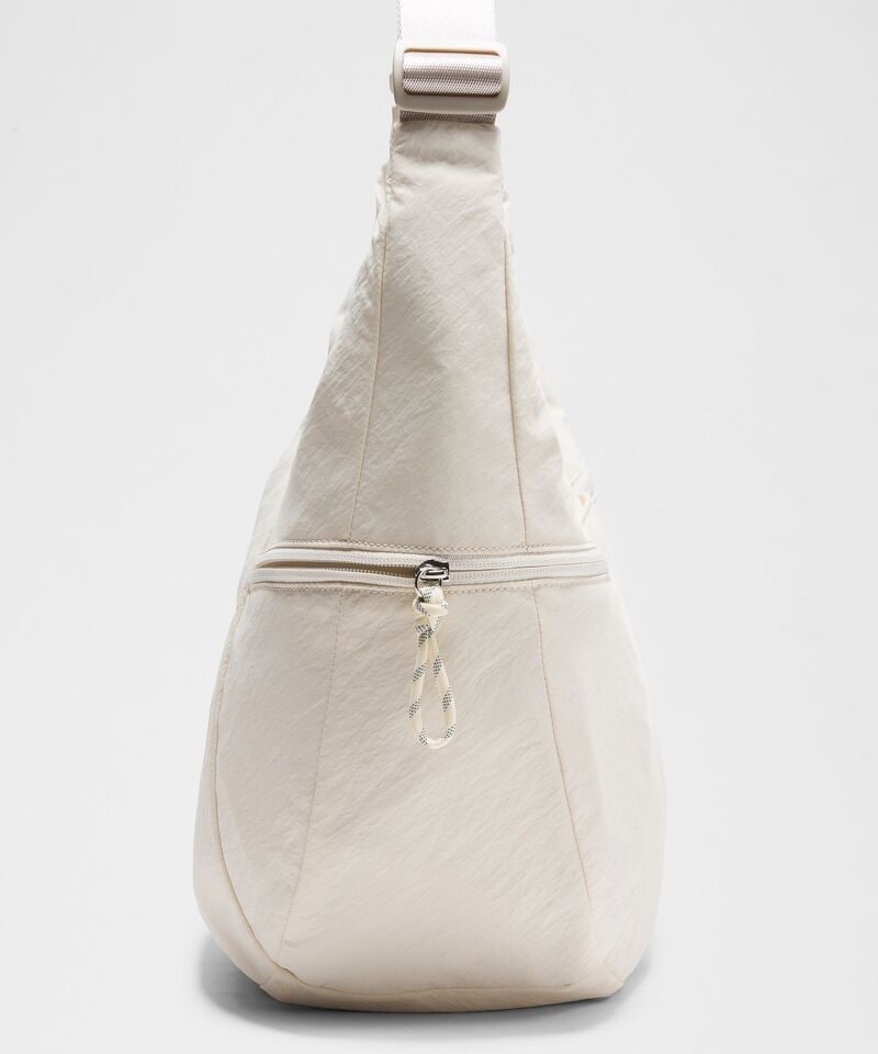 L.U.L.U.L.E.M.O.N Large Slouchy Sling Bag 13L
