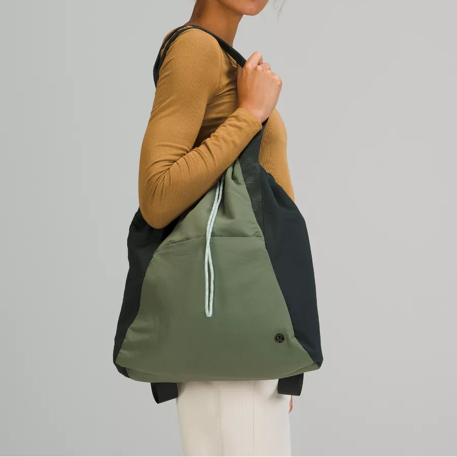 L.U.L.U.L.E.M.O.N BACKPACK BAG