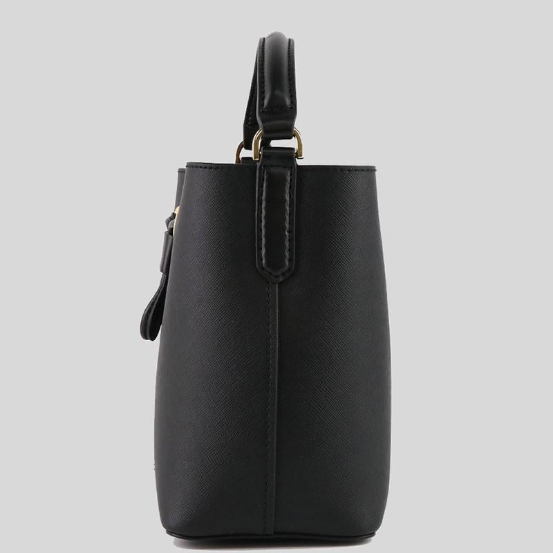 M.I.C.H.A.E.L K.O.R.S BUCKET BAG