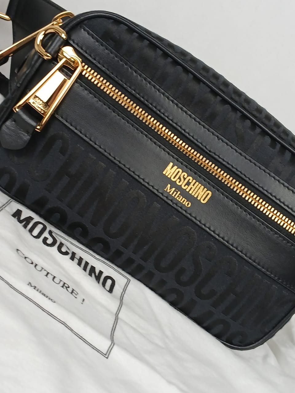 M.O.S.C.H.I.N.O WAIST BAG
