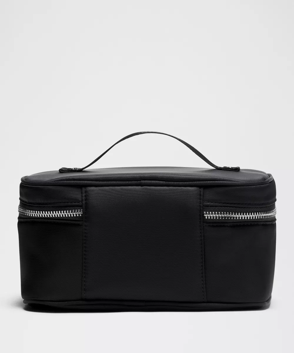L.U.L.U.L.E.M.O.N Travel Toiletry Bag 3.5L