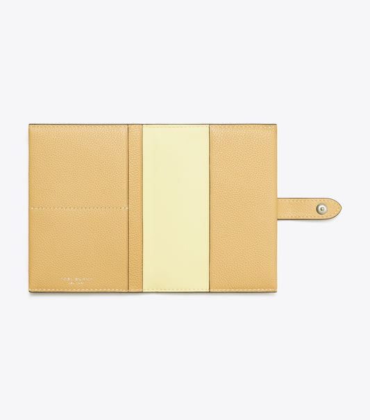T.O.R.Y B.U.R.C.H PASSPORT CASE