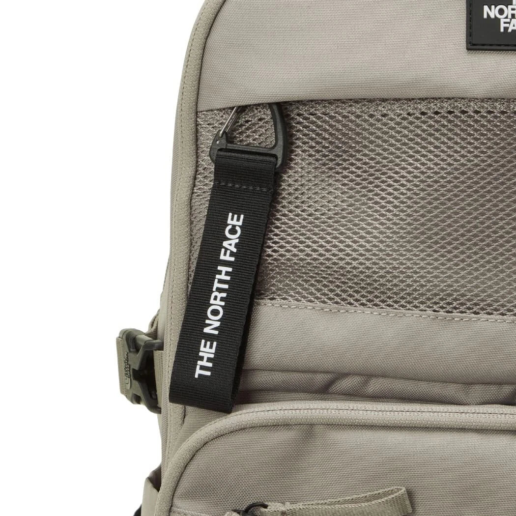 T.H.E N.O.R.T.H F.A.C.E DUAL PRO III Backpack
