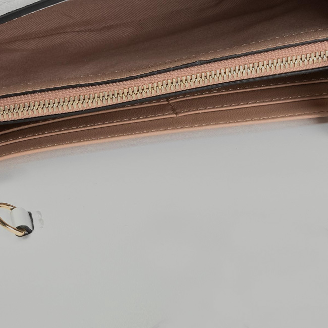 E.M.P.O.R.I.O A.R.M.A.N.I Handbag/Wallet with Strap for Crossbody Wear