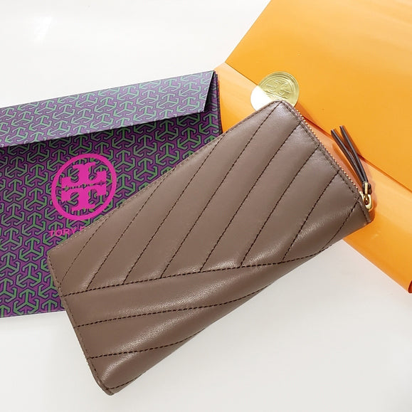 TORY BURCH Kira Chevron Zip Continental Wallet