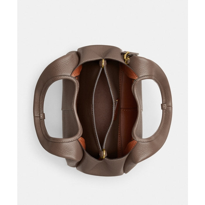 C.O.A.C.H Lana Shoulder Bag 23