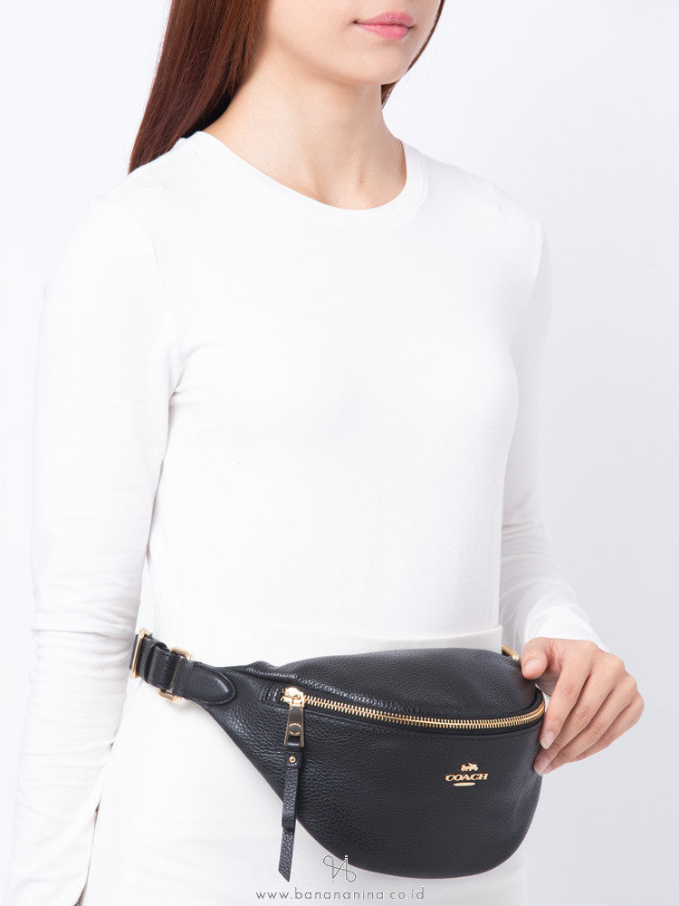 COACH BELT BAG IN SIGNATURE CANVAS (Waist Bag)