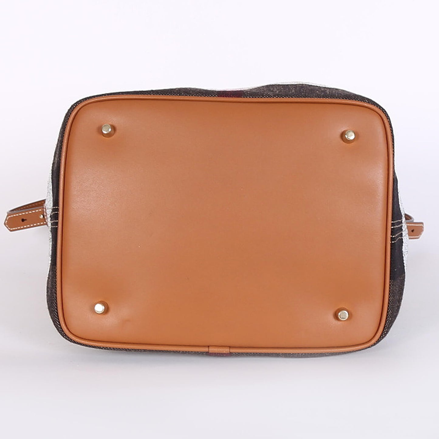 B.U.R.B.E.R.R.Y Ashby Bucket Bag