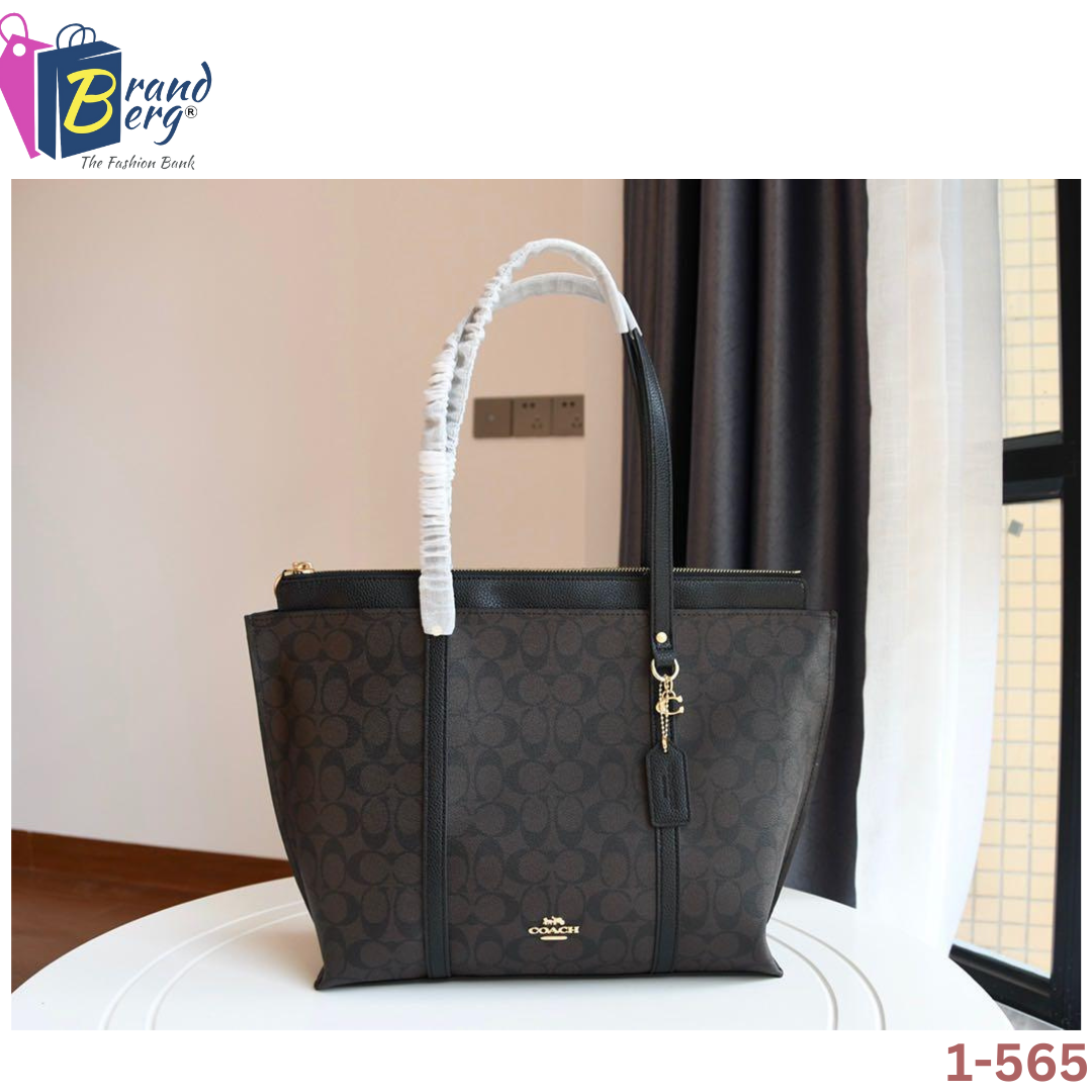 C.O.A.C.H. SHOULDER HANDBAG