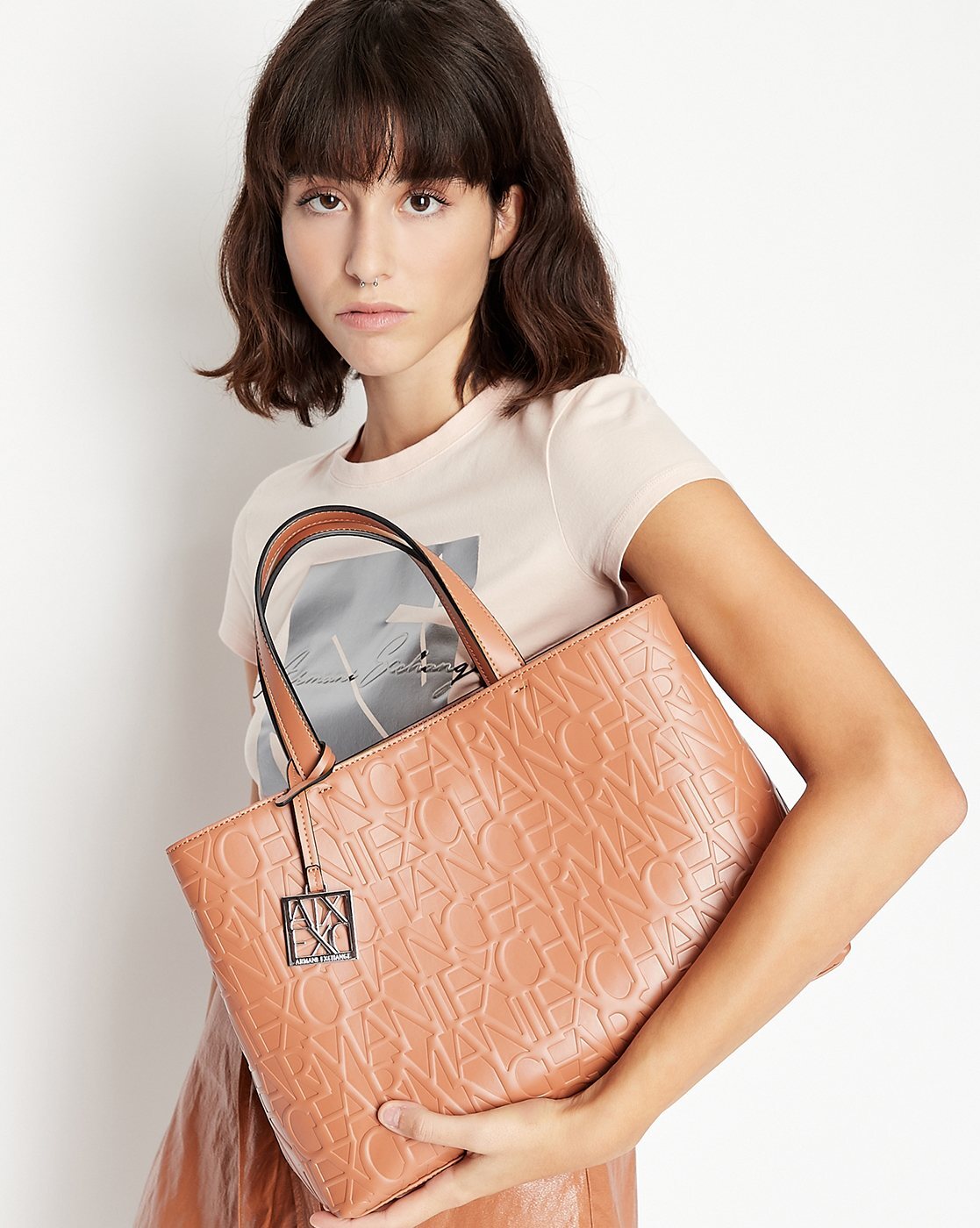 A.R.M.A.N.I. E.X.C.H.A.N.G.E. SHOULDER HANDBAG