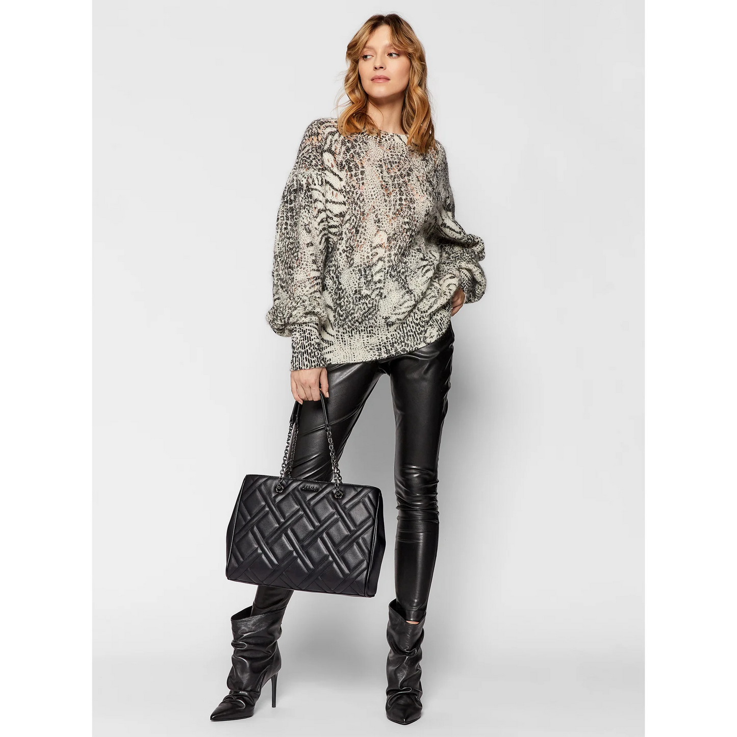 C.A.L.V.I.N K.L.E.I.N Shoulder Bag