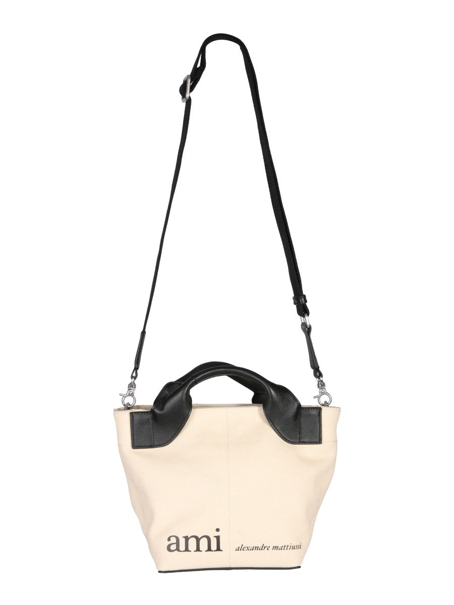 A.M.I. A.L.E.X.A.N.D.R.E M.A.T.T.I.U.S.S.I Shoulder bag