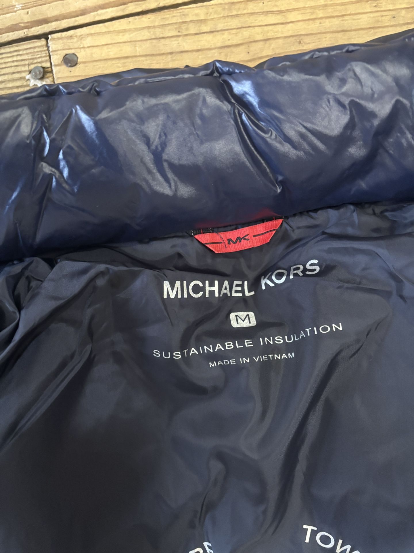 M_i.c.h.a..e.l. K.o.r.s. Men's Puffer SHINY PUFFER JACKET - Winter jacket - Midnight Blue