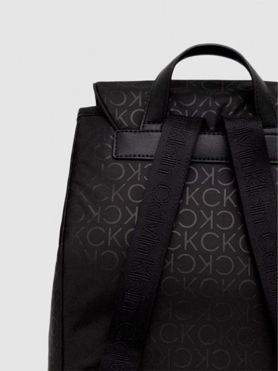 C.A.L.V.I.N. K.L.E.I.N. BACKBAG