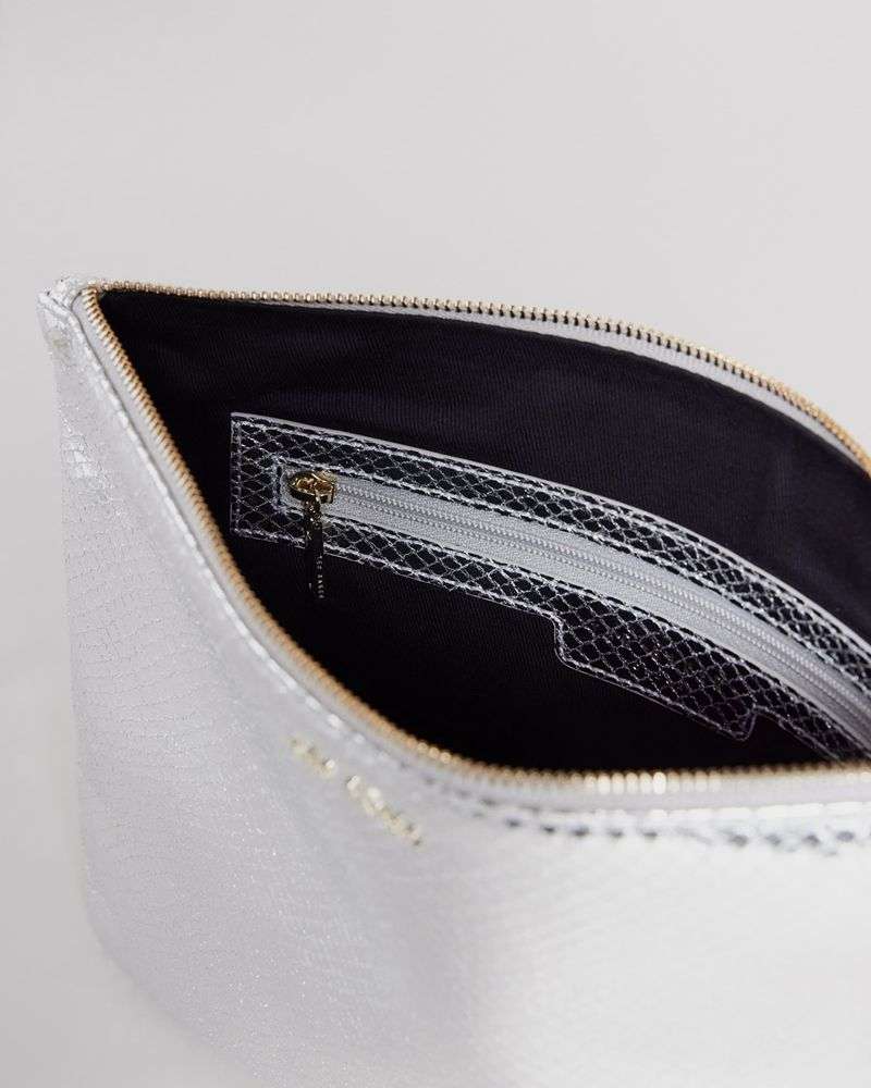 T.E.D. B.A.K.E.R.S Snaksa Small Leather Pouch Bag