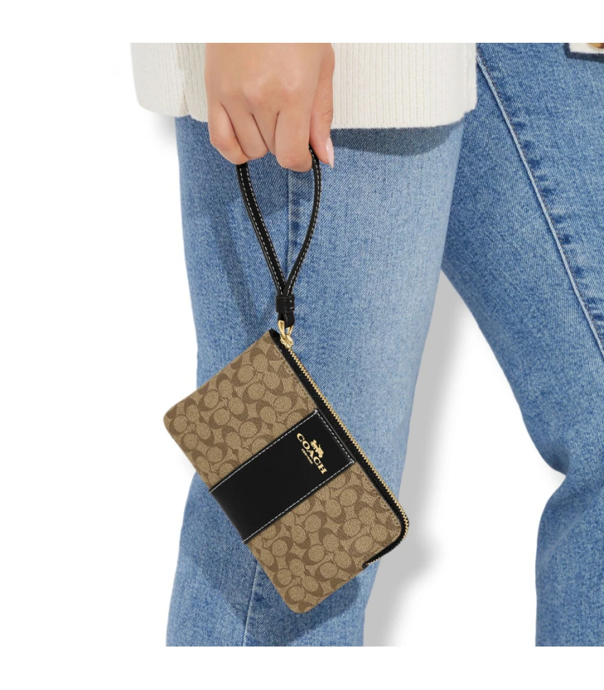 C.O.A.C.H CORNER ZIP WRISTLET