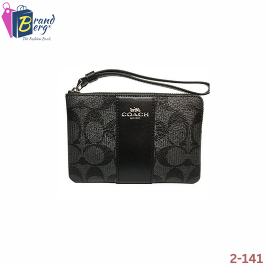 C.O.A.C.H CORNER ZIP WRISTLET