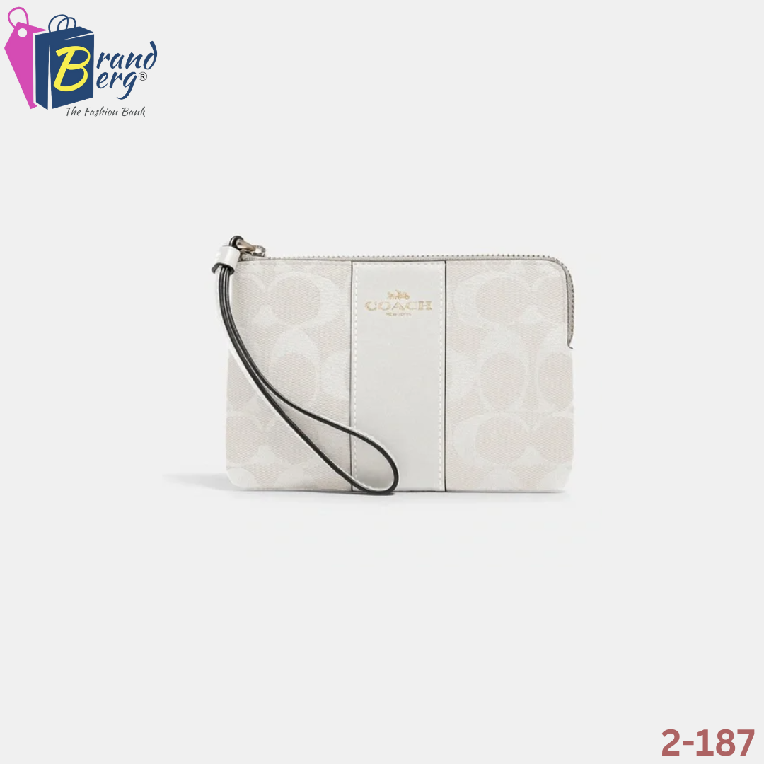 C.O.A.C.H CORNER ZIP WRISTLET