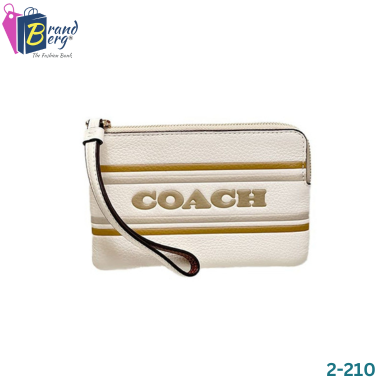 C.O.A.C.H CORNER ZIP WRISTLET