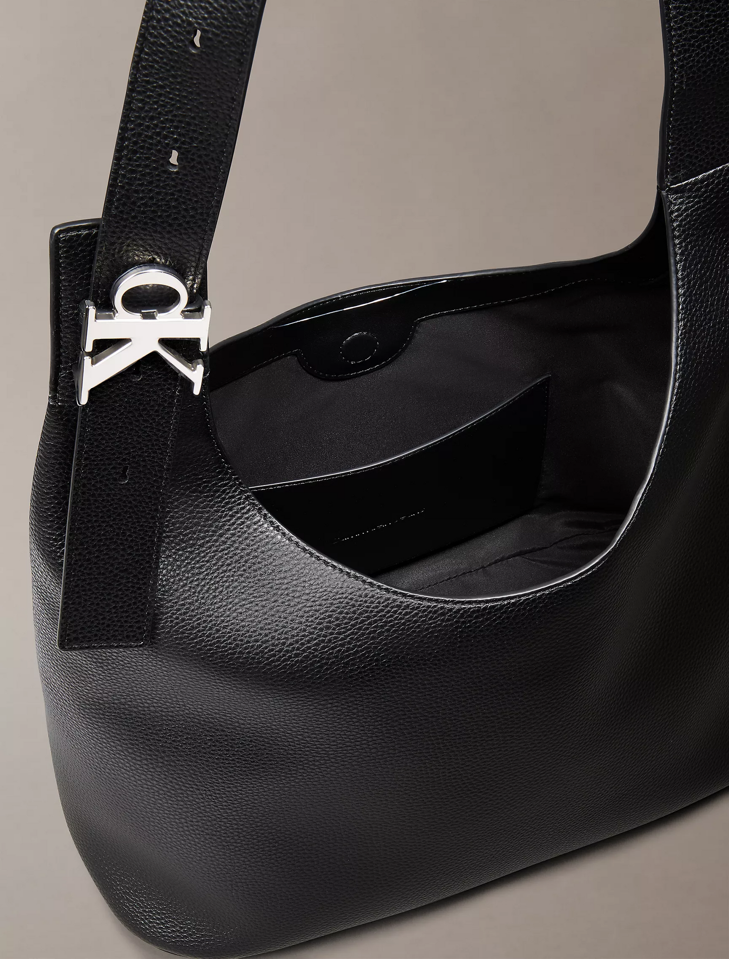 C.A.L.V.I.N K.L.E.I.N Archive Hardware Buckle Shoulder Bag