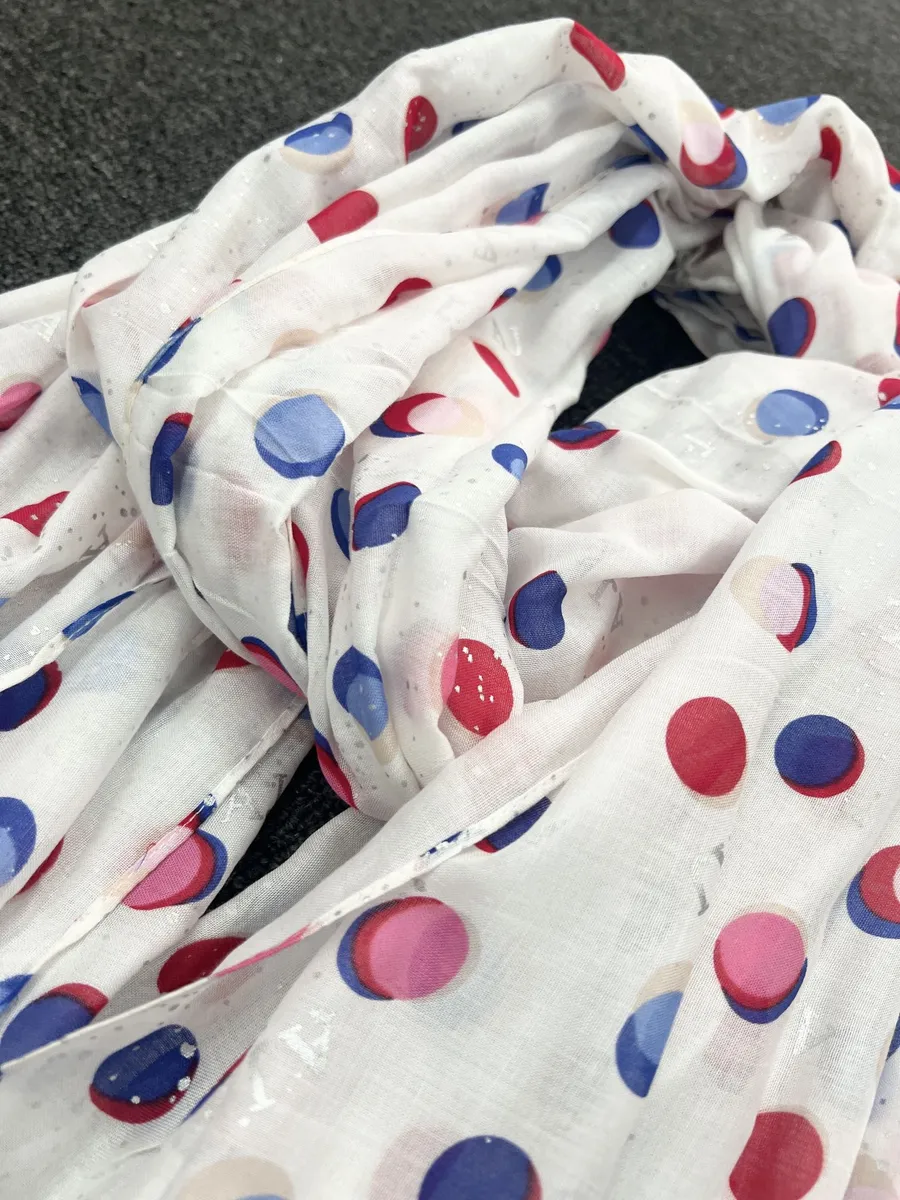 A.R.M.A.N.I J.E.A.N.S Scarf