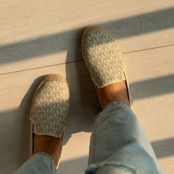 M.I.C.H.A.E.L K.O.R.S Hastings Signature Logo Slip-On Espadrille