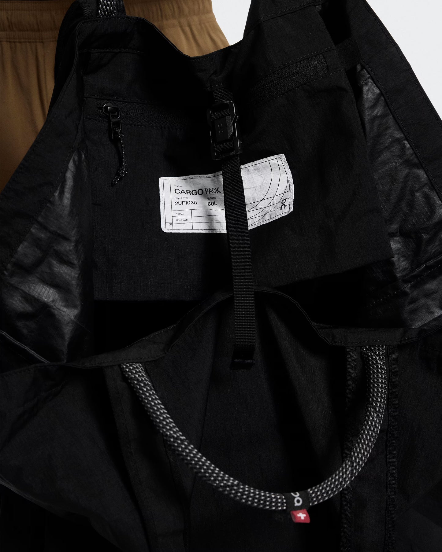 O.N C.L.O.U.D Cargo Pack 60L