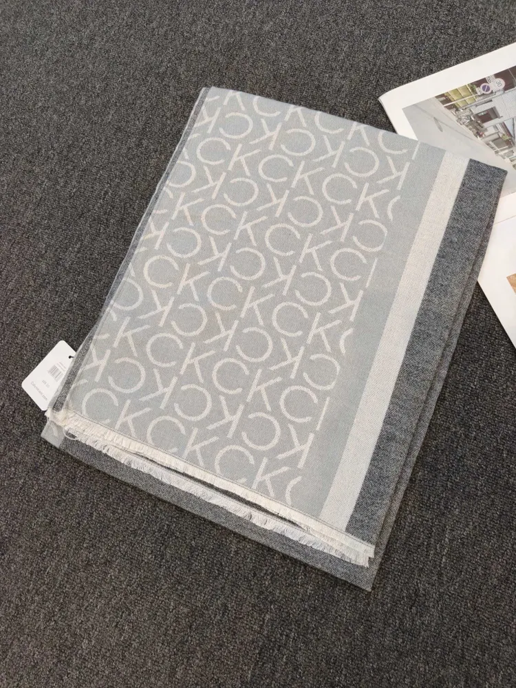 C.A.L.V.I.N K.L.E.I.N Shawl