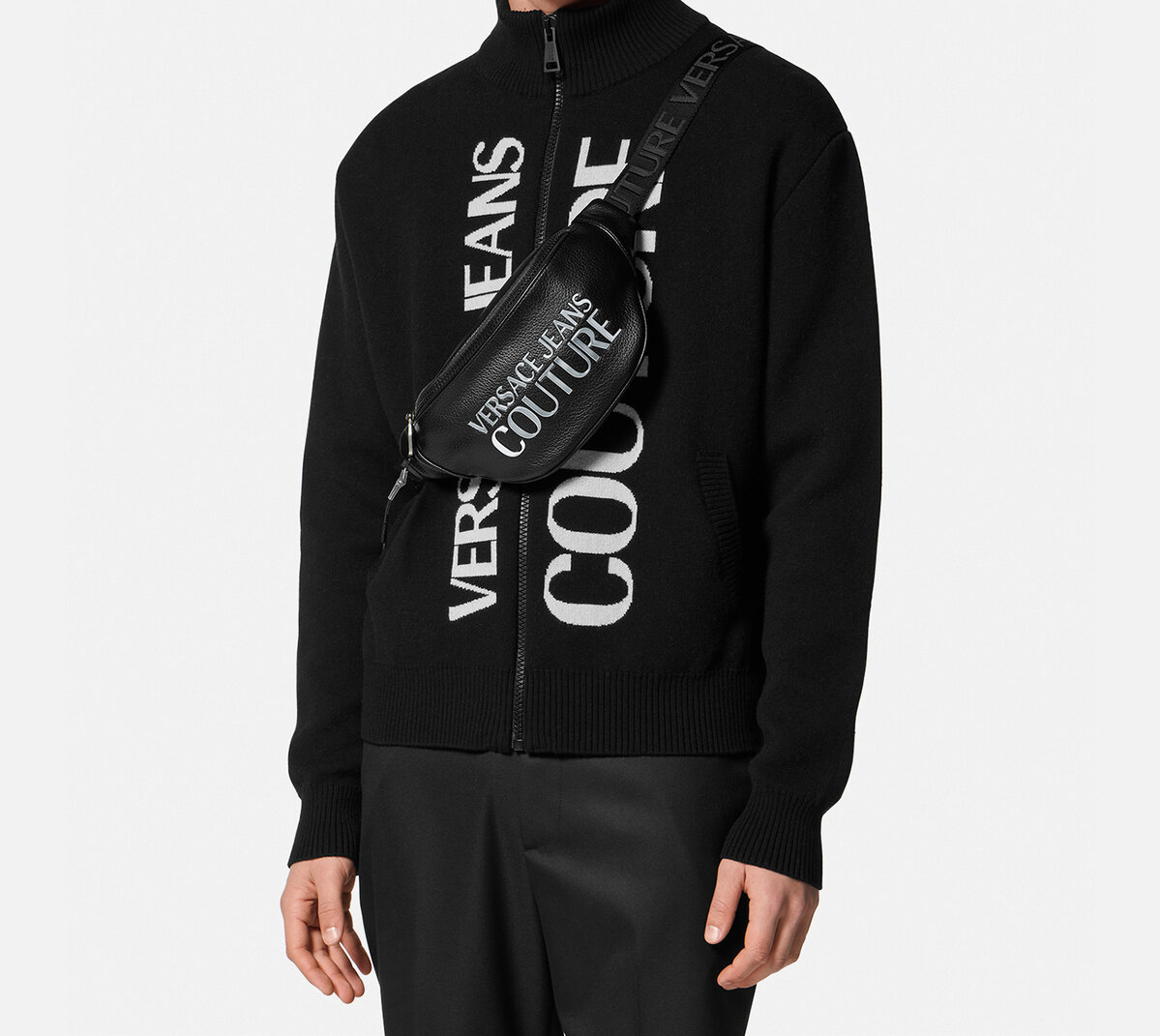 V.E.R.S.A.C.E. J.E.A.N.S. C.O.U.T.U.R.E. WAIST BAG