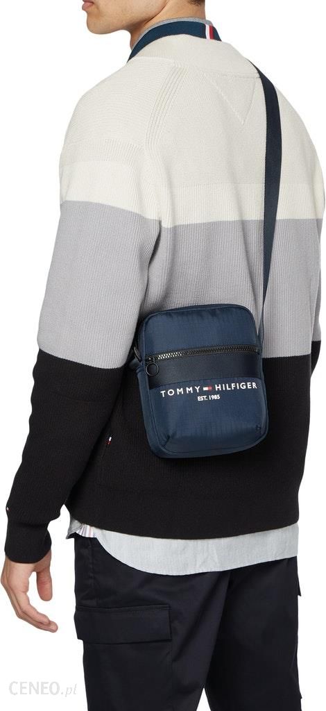 T.O.M.M.Y H.I.L.F.I.G.E.R Crossbody Bag