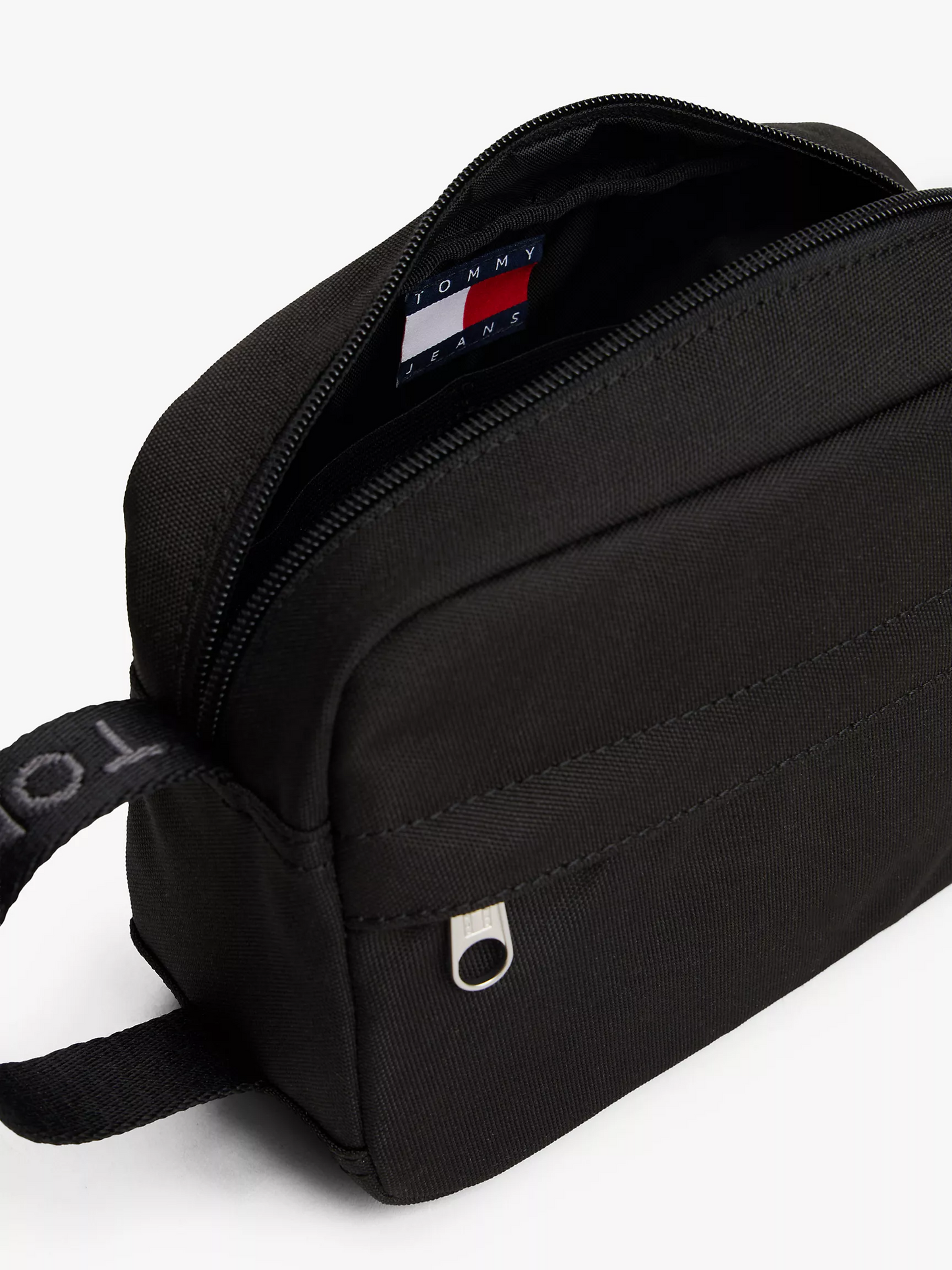 T.O.M.M.Y J.E.A.N.S Essential Toiletry Bag
