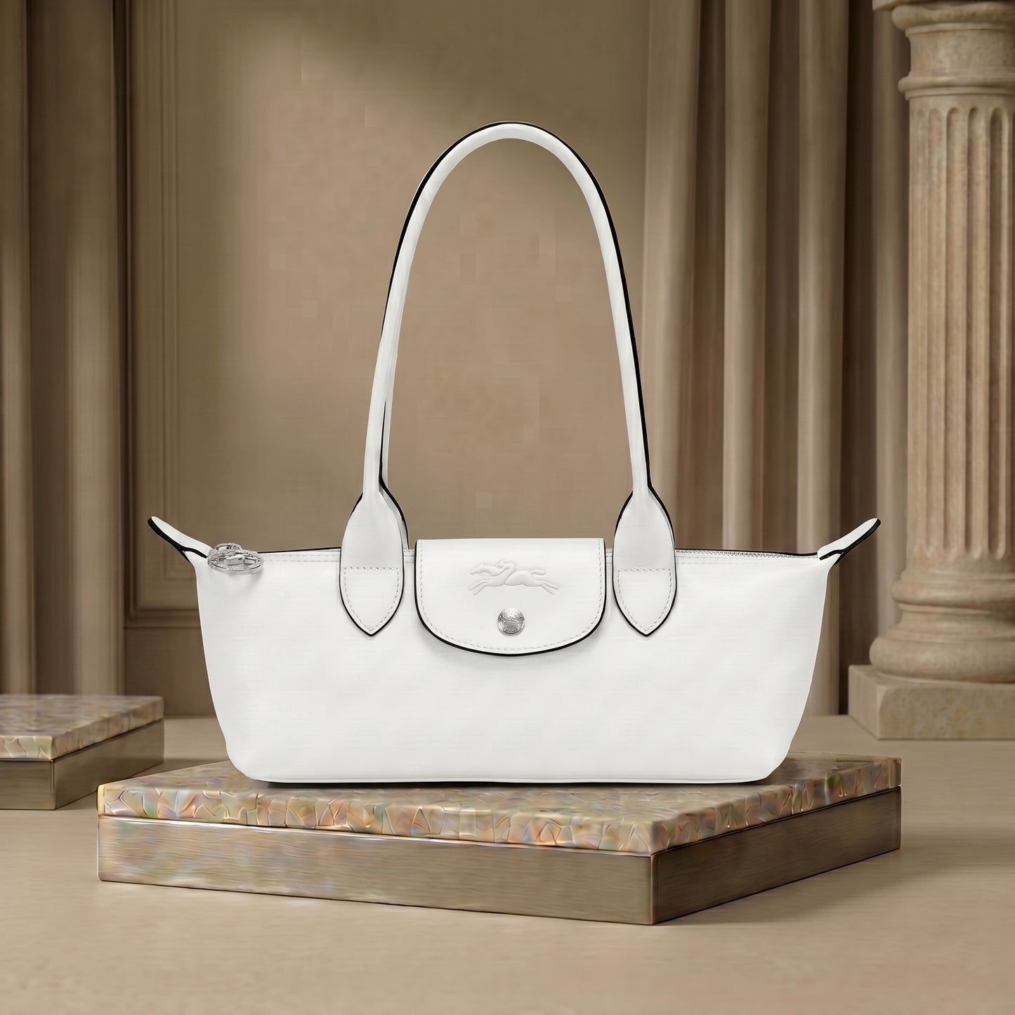 L.O-N.G.C.H-A.M.P Le Pliage Xtra M Shoulder bag