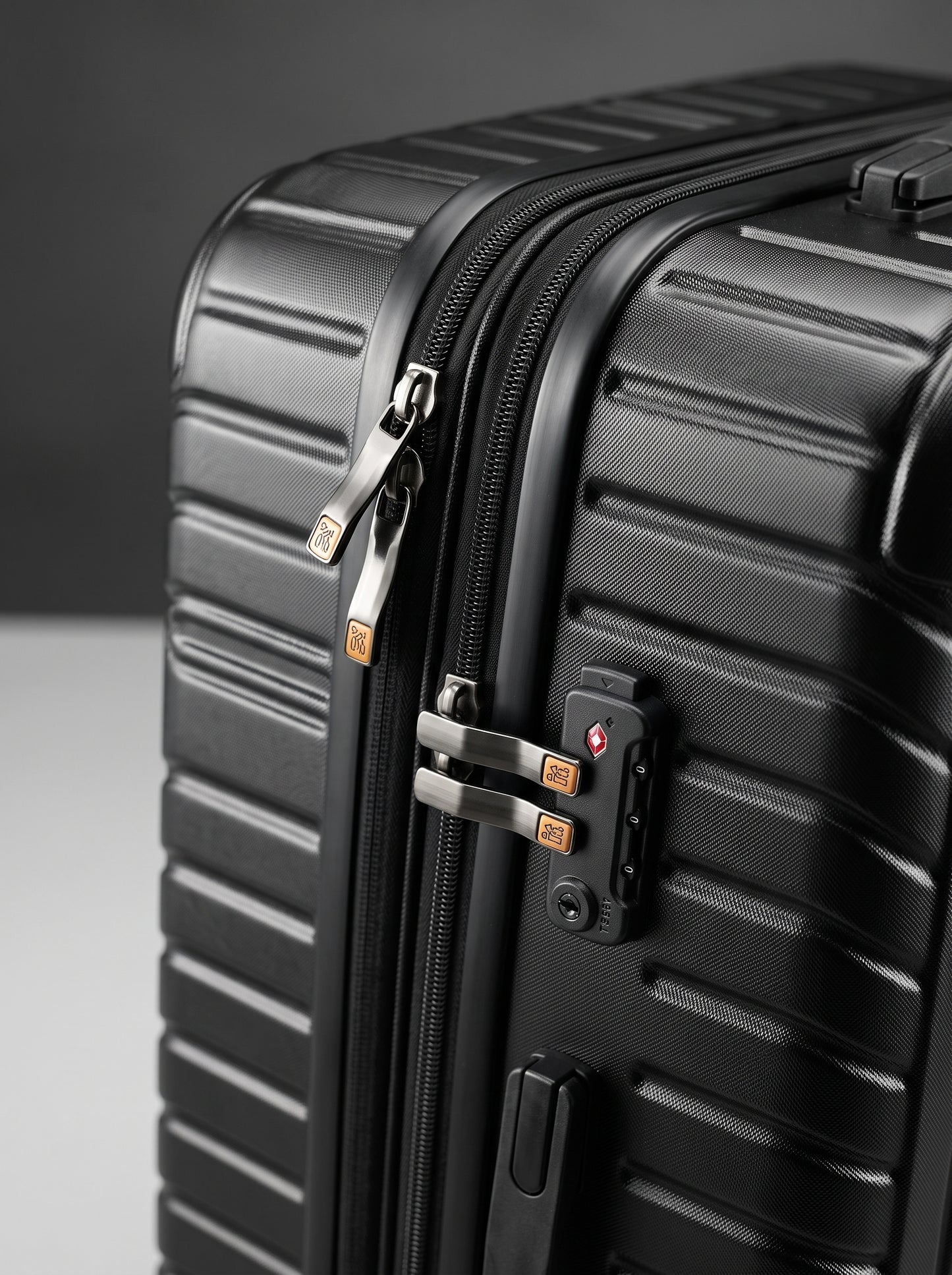 i.T.r.a.v.a Impakt Style LUGGAGE