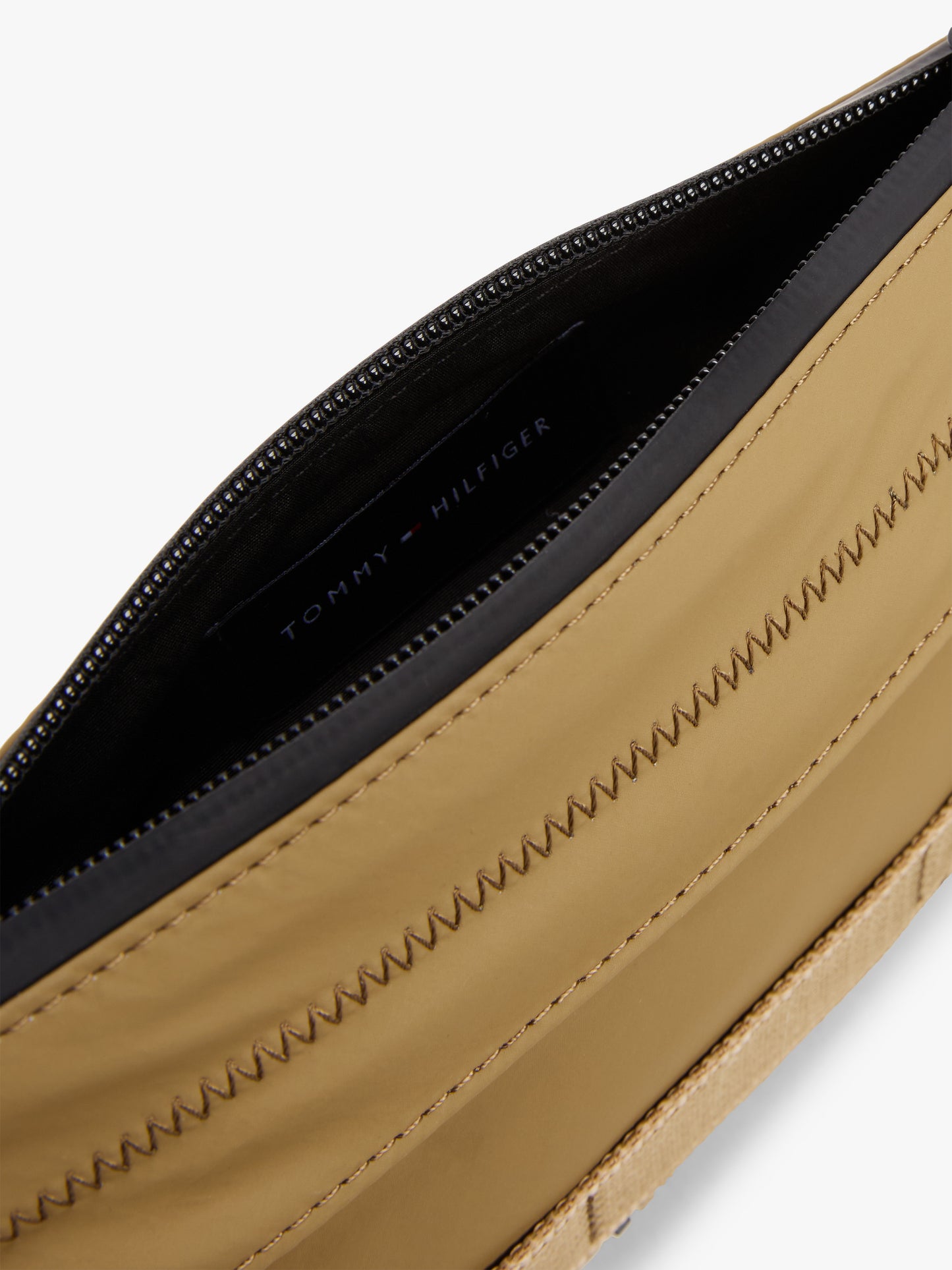 T.O.M.M.Y H.I.L.F.I.G.E.R Textured Logo Bum Bag