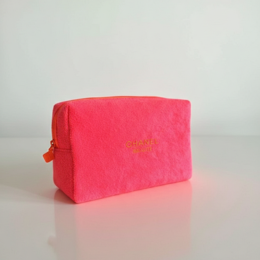 C.H.A.N.E.L MAKEUP BAG