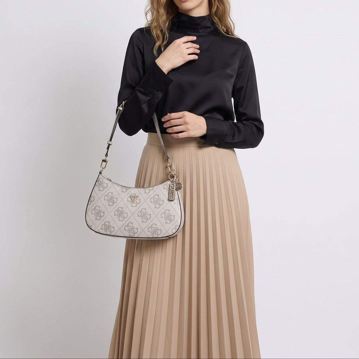 G.U.E.S.S SHOULDER Bag BG967218