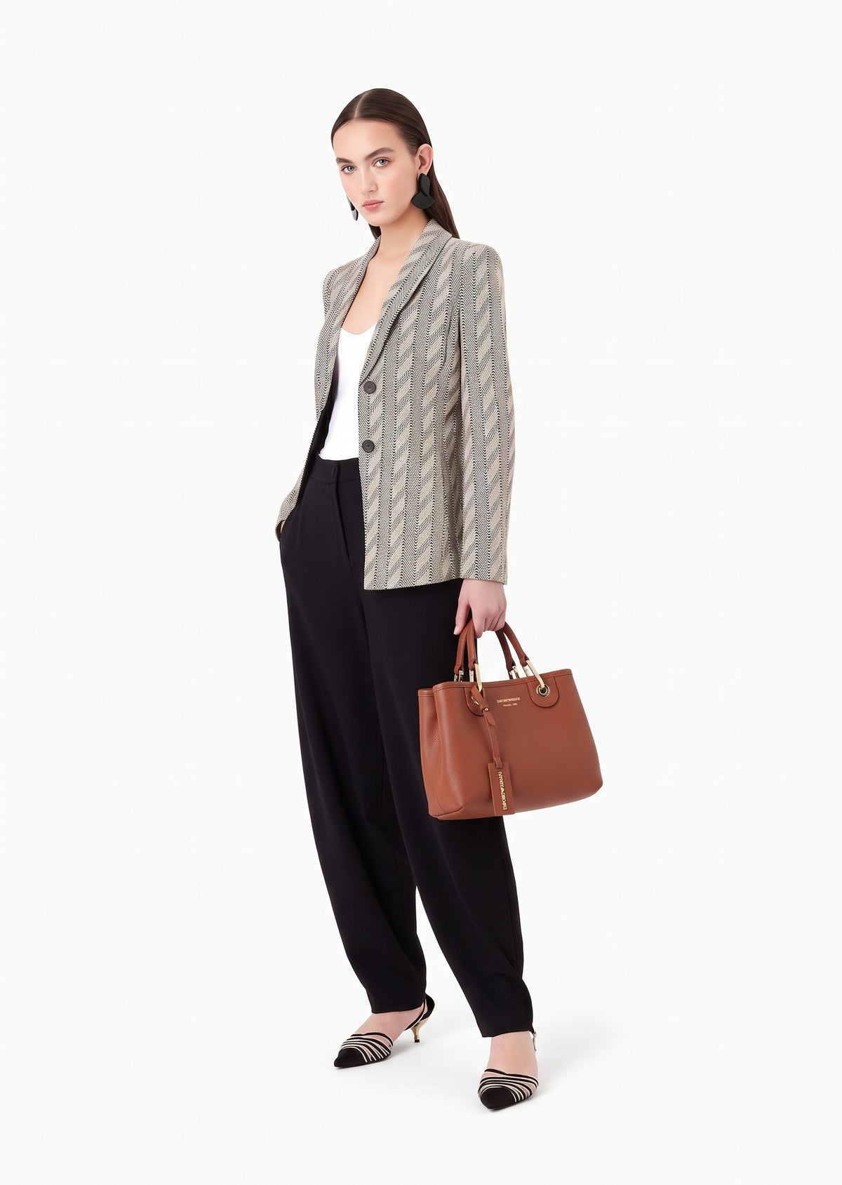 E.M.P.O.R.I.O A.R.M.A.N.I SHOULDER BAG
