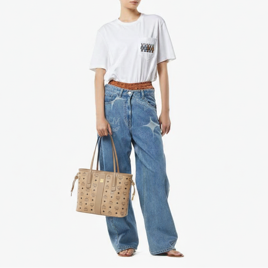 M.C.M REVERSIBLE SHOULDER BAG