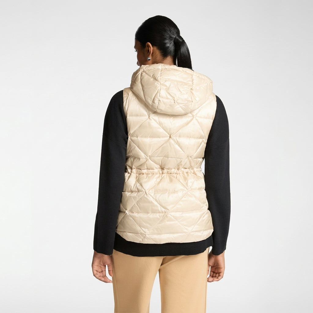 C.a.l.v.i.n K.l.e.i.n Lightweight sleeveless down jacket