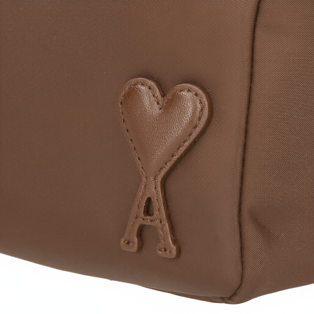 A.M.I. A.L.E.X.A.N.D.R.E M.A.T.T.I.U.S.S.I SHOULDER Bag