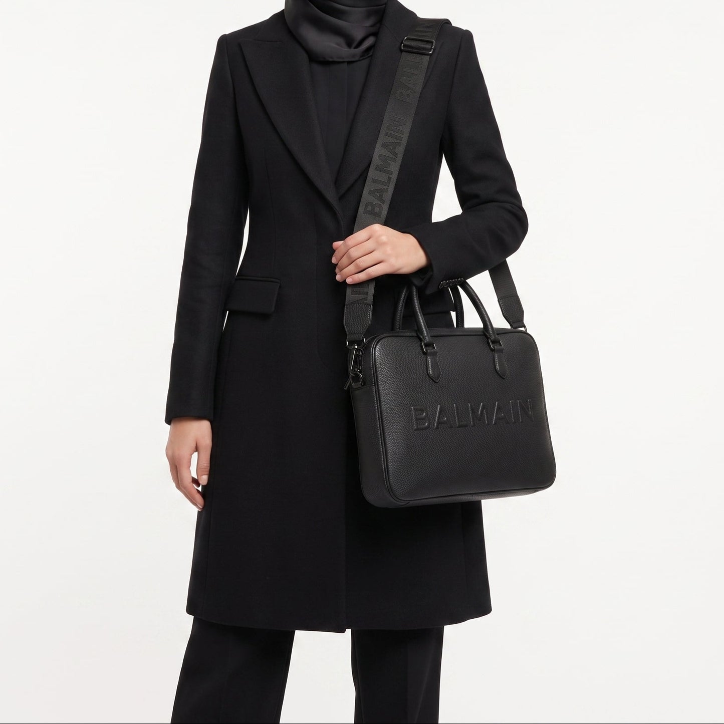 B.A.L.M.A.I.N LAPTOP&CROSSBODY BAG BLACK