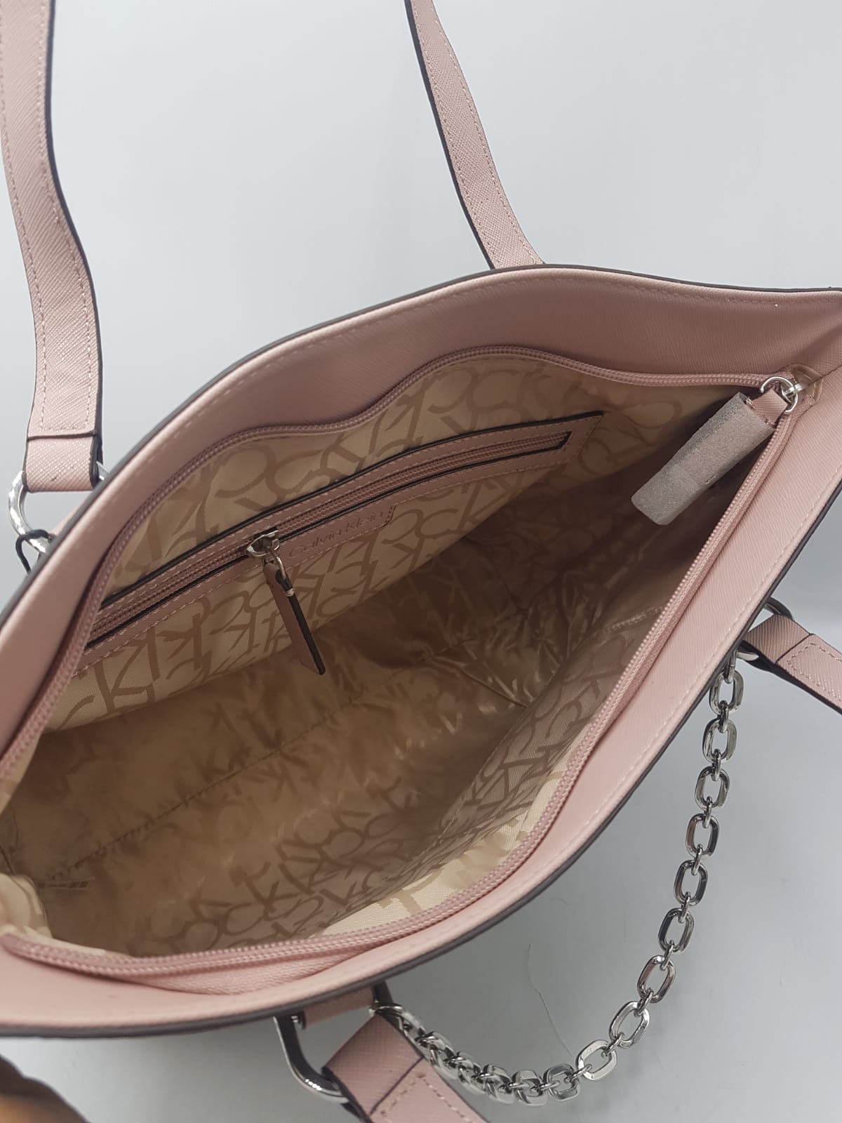 C.A.L.V.I.N. K.L.E.I.N.  Shoulder Bag