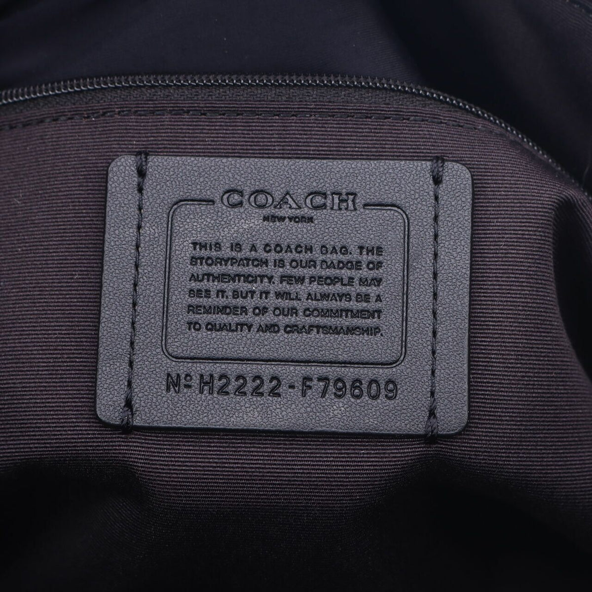 C.O.A.C.H Shoulder Zipper Bag