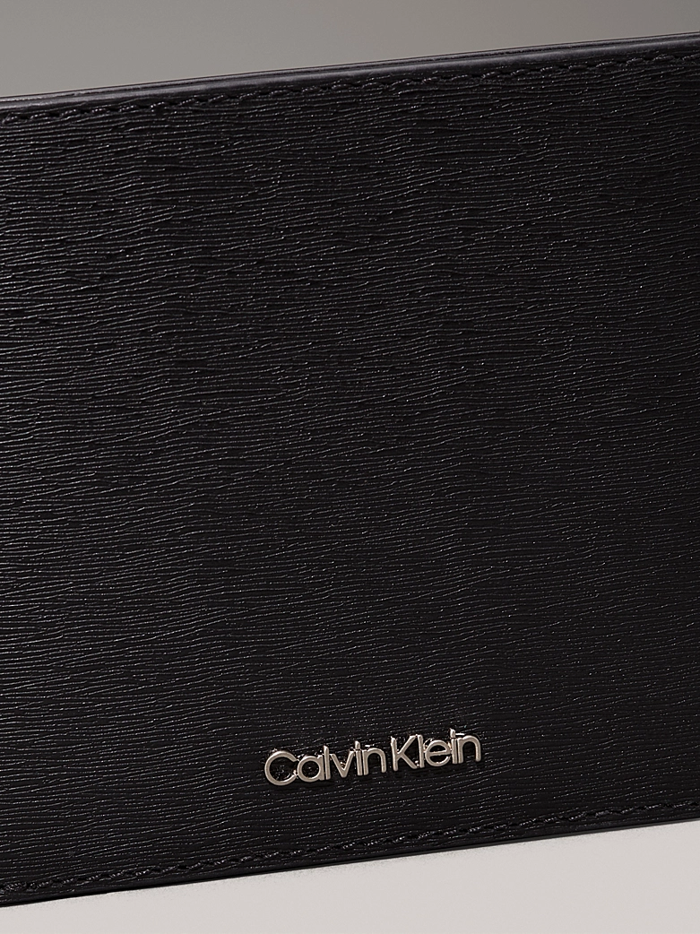 C.A.L.V.I.N K.L.E.I.N Leather Wallet