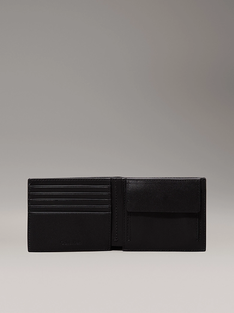 C.A.L.V.I.N K.L.E.I.N Leather Wallet